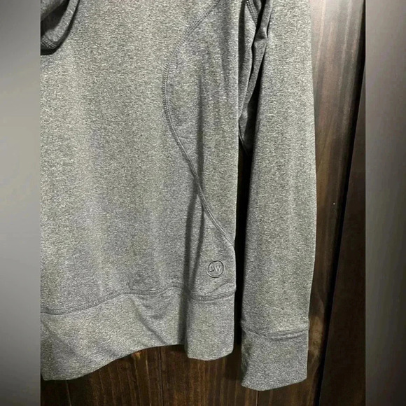 Levelwear Women’s Hoodie. Size: Large - Picture 8 of 9